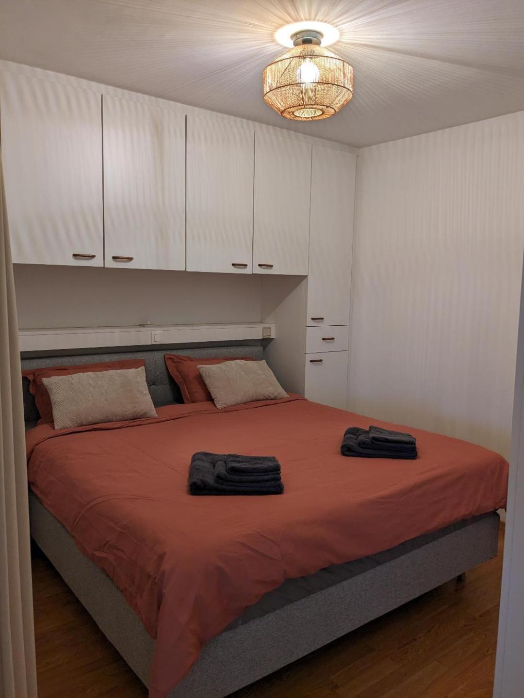 Vista Linda, Leuk Appartement Vlak Bij Zeedijk En Strand Ostenda Zewnętrze zdjęcie