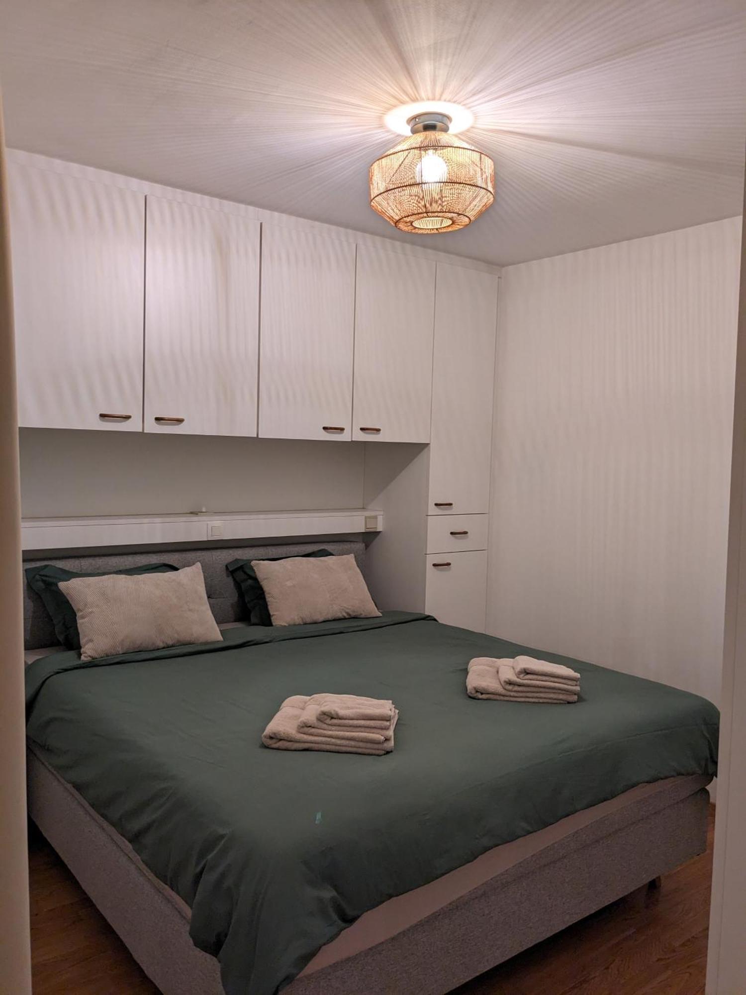 Vista Linda, Leuk Appartement Vlak Bij Zeedijk En Strand Ostenda Zewnętrze zdjęcie