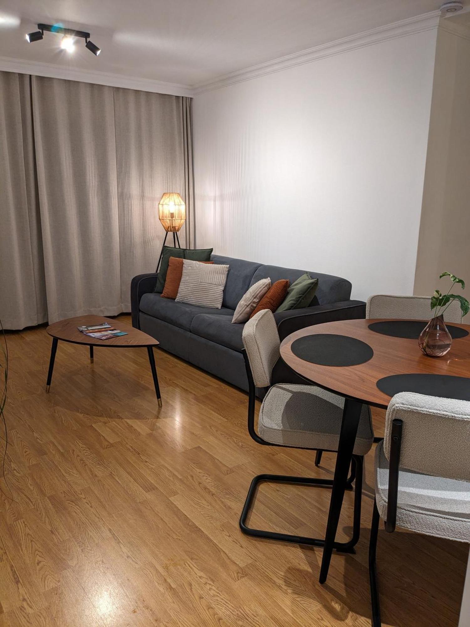 Vista Linda, Leuk Appartement Vlak Bij Zeedijk En Strand Ostenda Zewnętrze zdjęcie